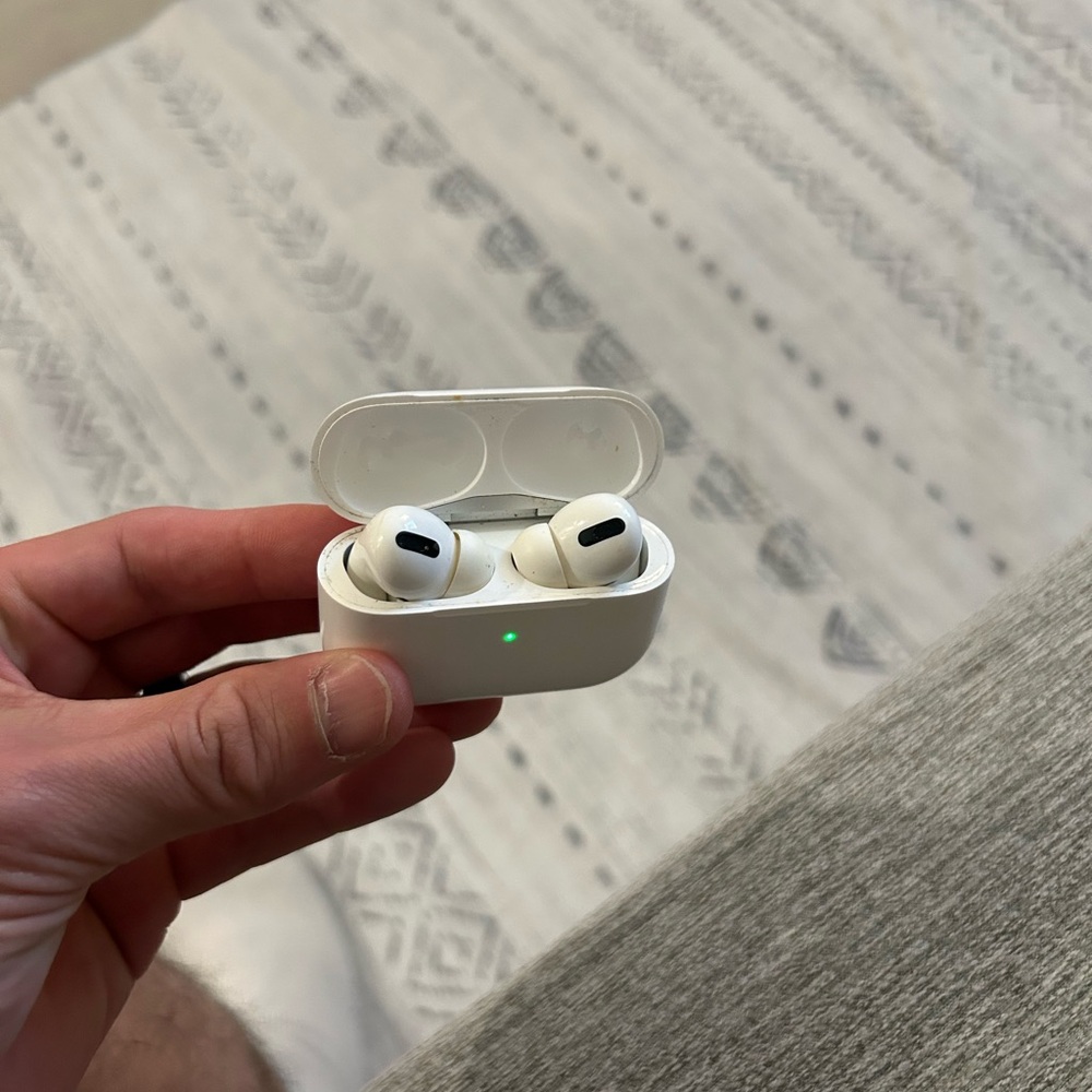 Apple White AirPod Pro Headphones